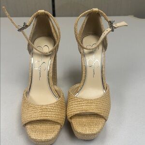 Jessica Simpson straw platform ankle strap heel size 6M/36.5